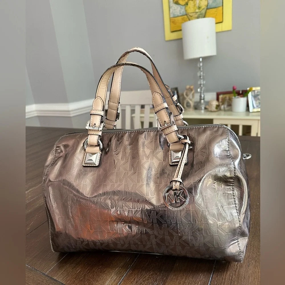 Michael Kors satchel - Picture 8 of 16